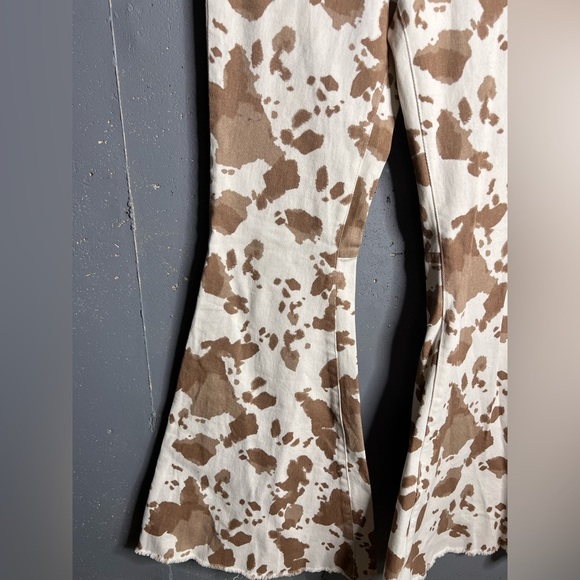 Altar’d State Cow Print Fringe High Rise Flares Size M - Picture 6 of 10
